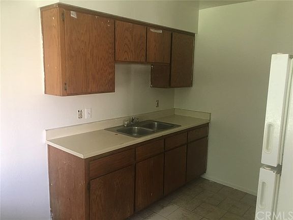 5th image of 454 W Olive Ave