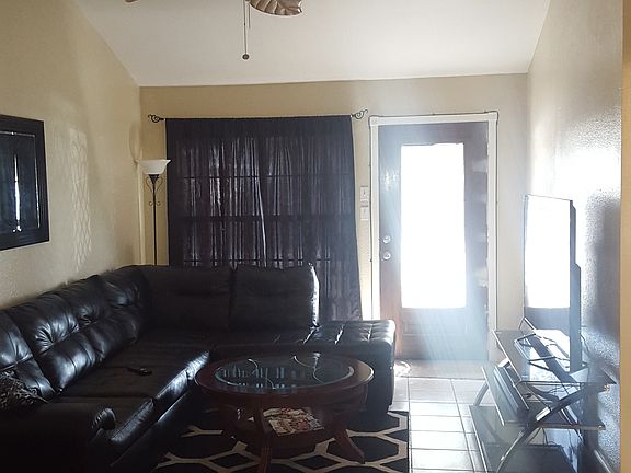 2nd image of 4709 Orchid Ln
