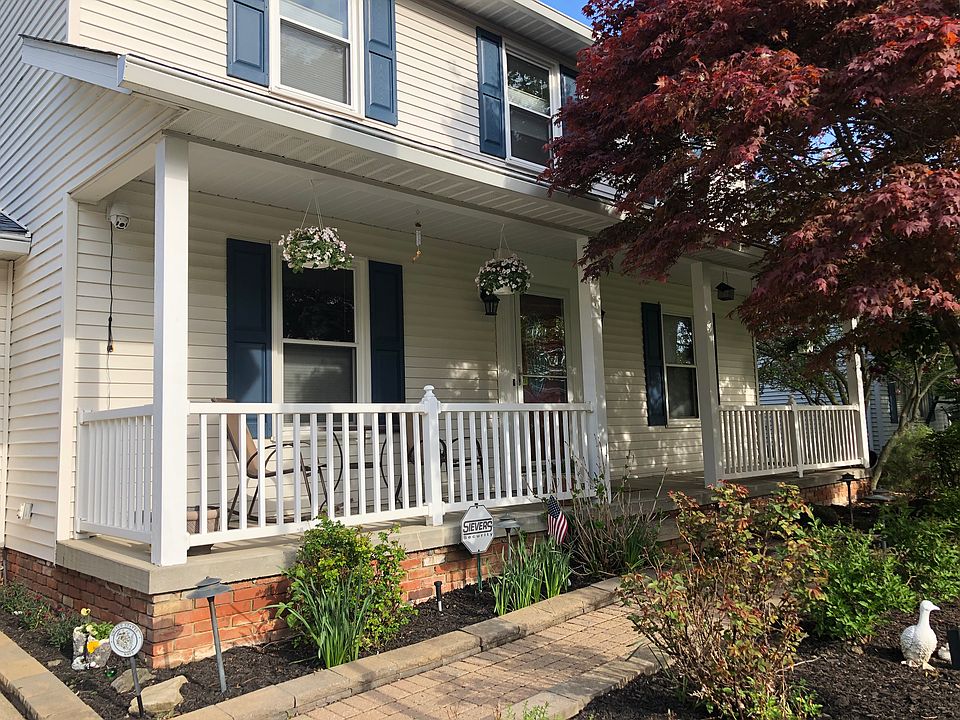 2nd image of 6866 Cherry Blossom Dr