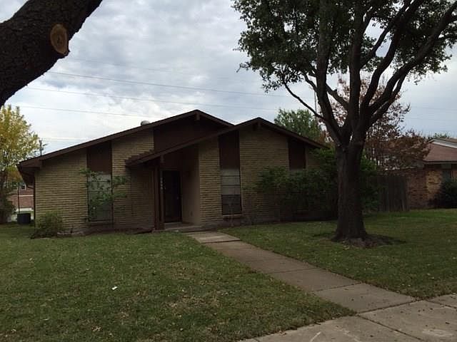 1st image of 2606 Madrid Dr