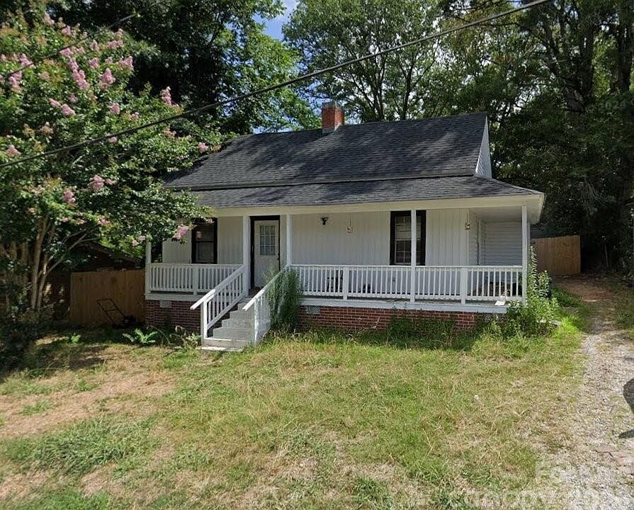 1st image of 1112 2nd St