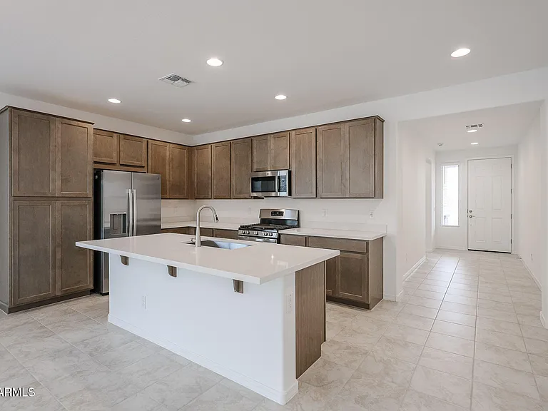 14764 W Smoketree Dr — Photo 2
