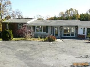 221A Grandview Dr SE, Wise, VA 24293