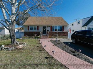 775 Newbridge Rd, Bellmore, NY 11710