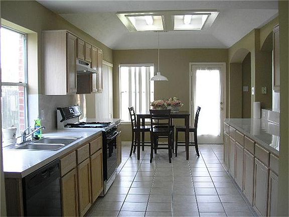 5th image of 7510 Las Flores Dr