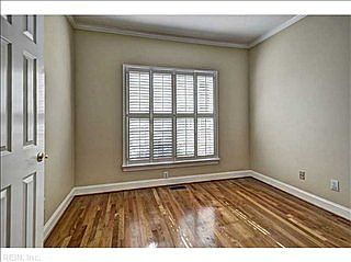 3rd image of 101 Jones Mill Ln