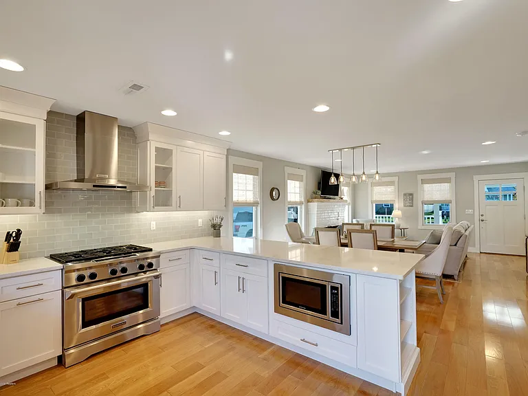 172 Osborne Ave — Photo 10