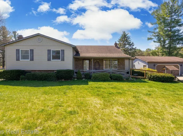 3141 W Lake Rd, Clio, MI 48420