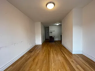 Rented by Hillel Realty Group