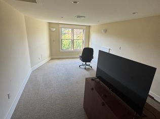 122 Lincolnville Ave #2-2B, Belfast, ME 04915