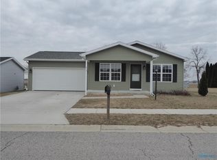 313 Dogwood Ln, Delta, OH