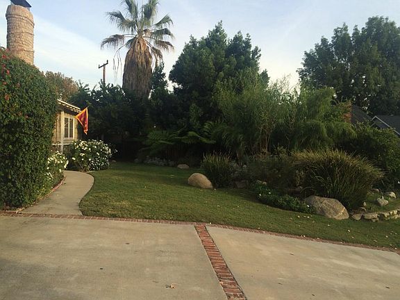 2nd image of 601 Durwood Dr