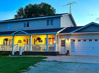 1182 Nettle Ave, Hampton, IA 50441