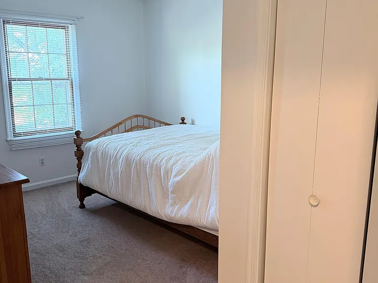 4264 Waterlick Rd #B — Photo 6