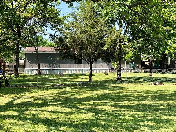 5th image of 8098 Wixon Oaks Dr