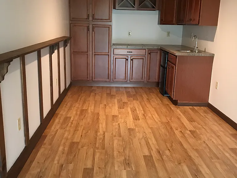 1130 Valleyview Dr — Photo 28