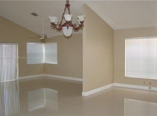 2784 Oakleigh Ln, Fort Lauderdale, FL 33328