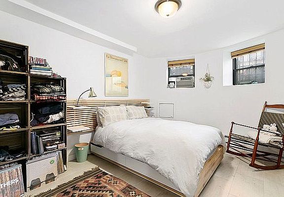 3rd image of 298 Weirfield St #1
