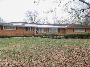 1050 Melwood Dr NE, Warren, OH