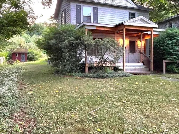 201 N 4th St, Towanda, PA 18848