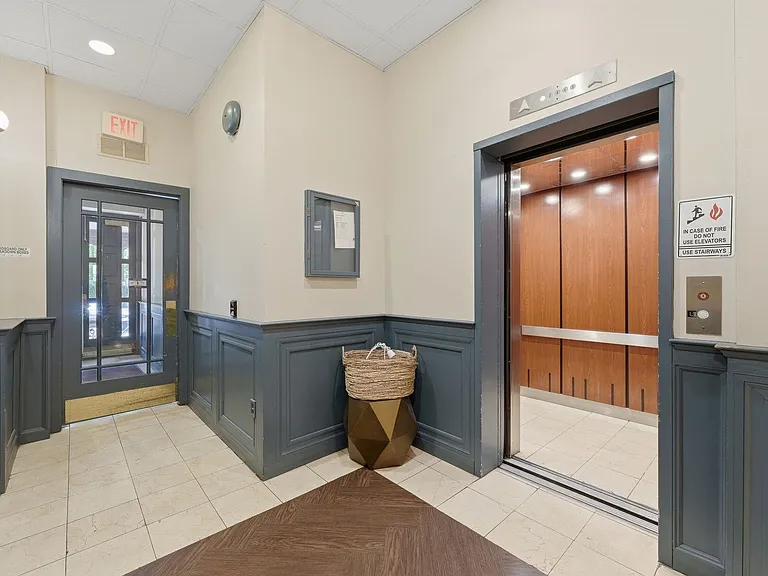 818 Jefferson St #3C — Photo 16