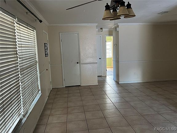 5th image of 9072 S Waterview Dr