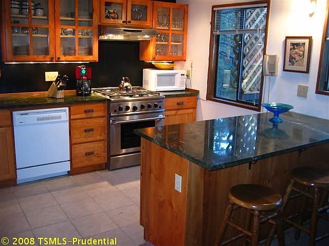 1st image of 310 Montclair Dr
