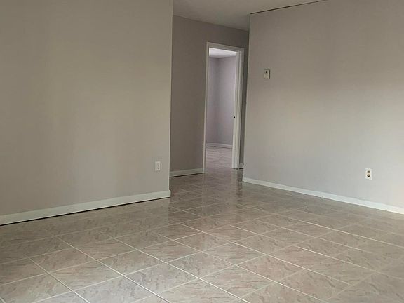 5th image of 3403 Hi St #3407