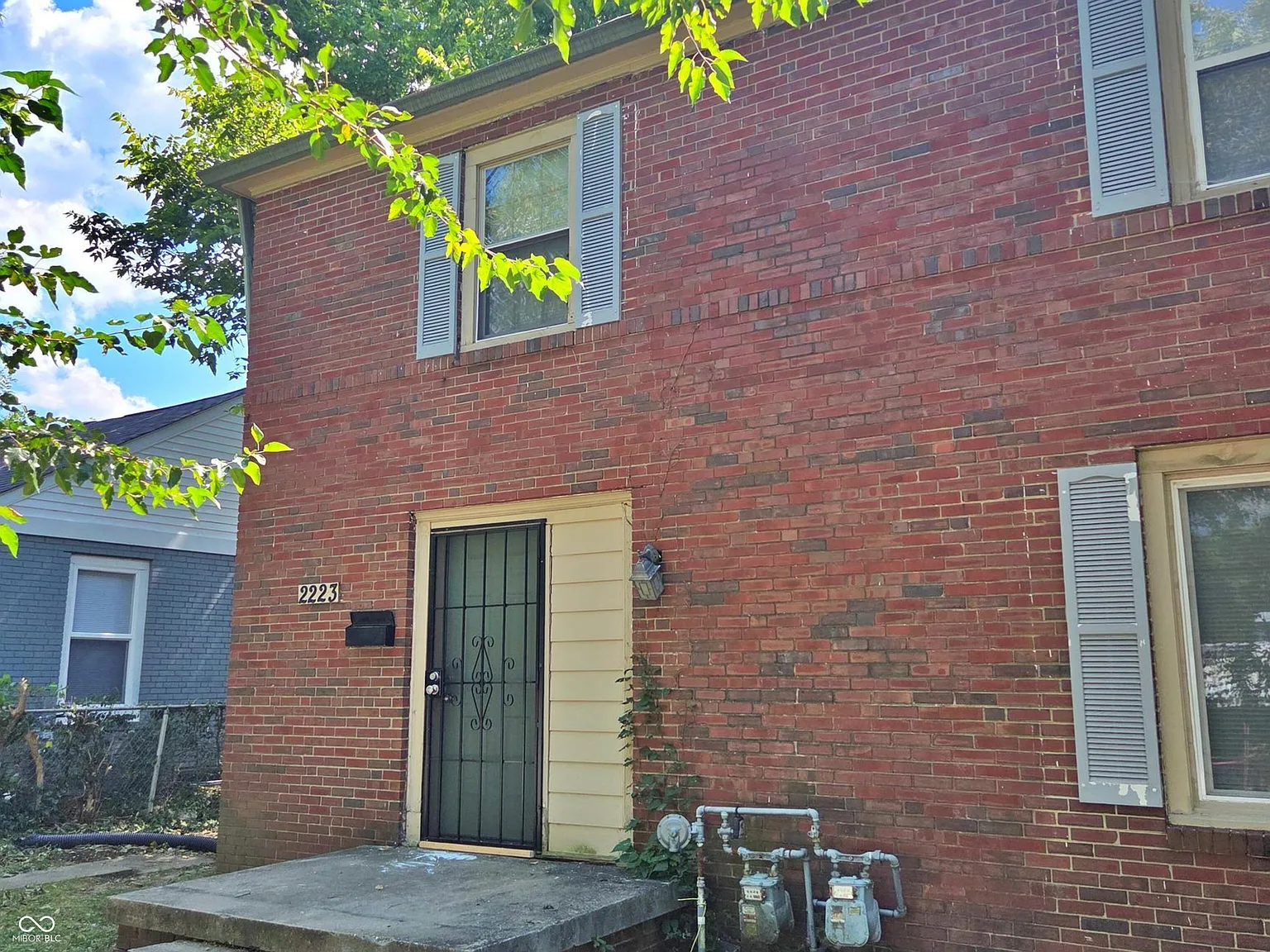 2 bed, 1.0 bath, 1728 sqft, $950 — Photo 2