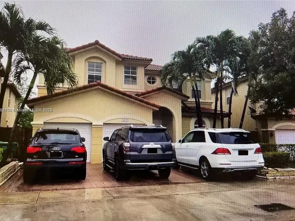 8437 NW 110th Ave, Doral, FL 33178