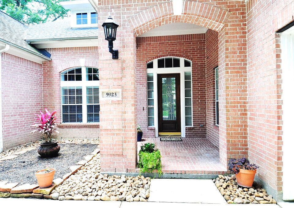 1st image of 5923 Rustic Creek Ln