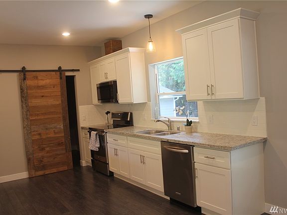 4th image of 12204 58th Ave E