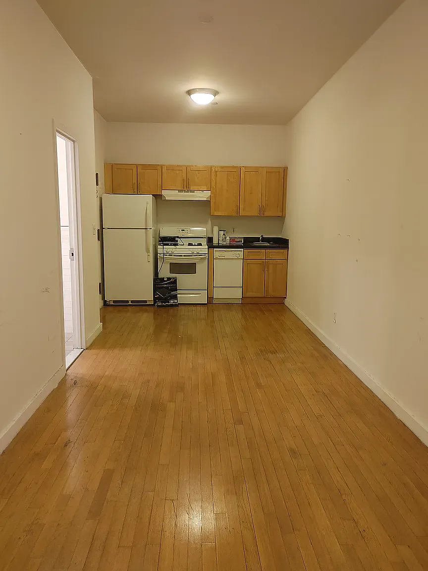 204 Livingston Street — Photo 1