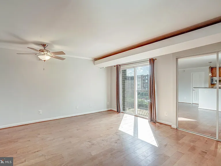 75 S Reynolds St #403 — Photo 22
