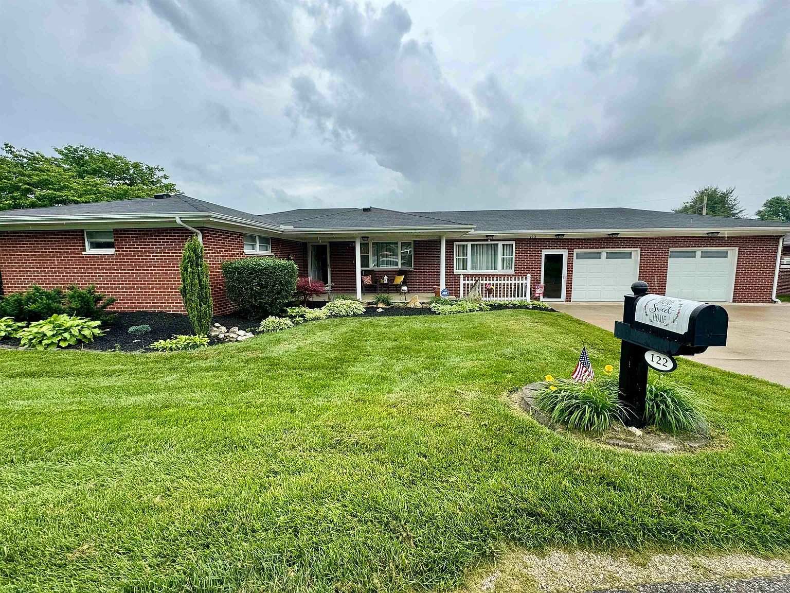 122 Billie Joy Dr photo 1