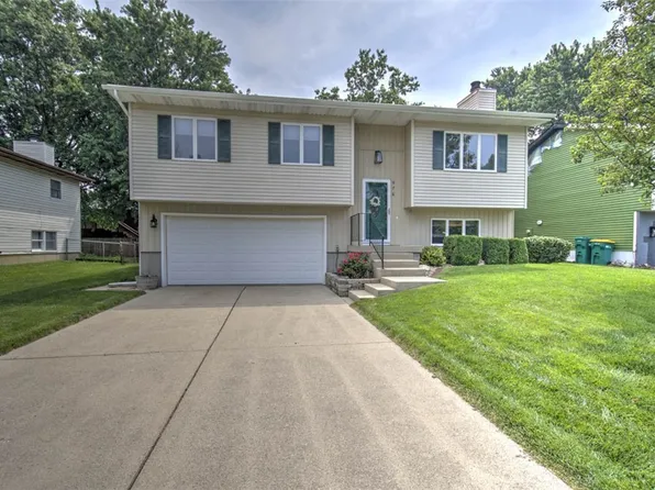 976 S Green Meadow Dr, Decatur, IL 62521