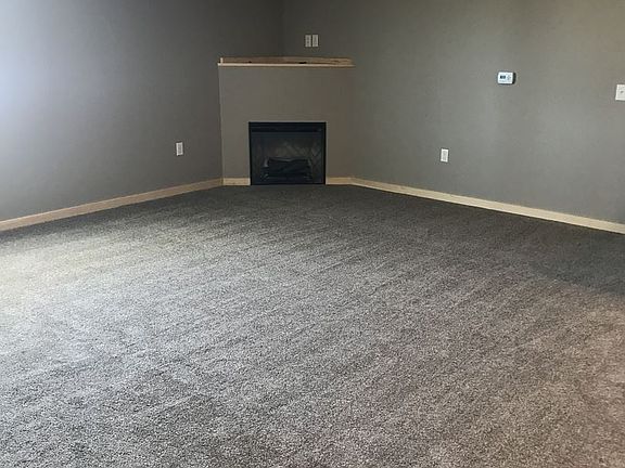 3rd image of 1393 Coventry Ln APT 4