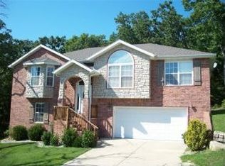 350 Round Hill Rd, Branson, MO 65616