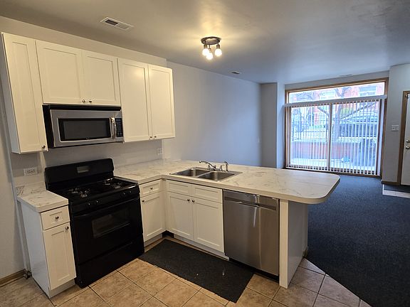 4th image of 2451 W Polk St #1