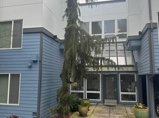 13426 Greenwood Ave N APT 101, Seattle, WA 98133