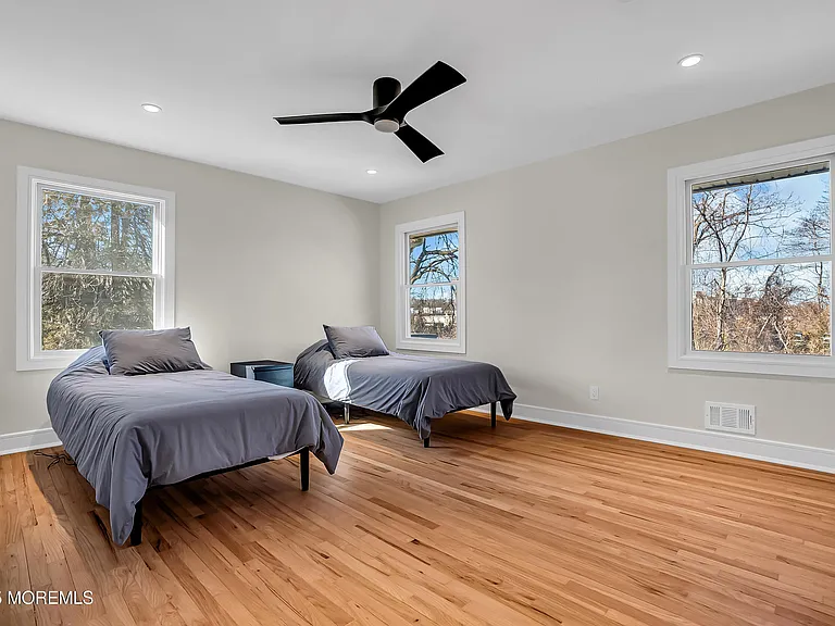 17 Arlene Dr — Photo 29