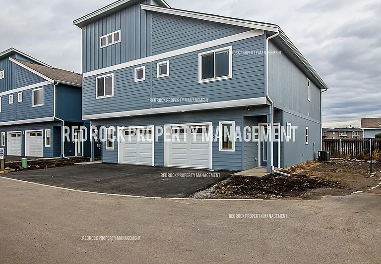 203 S Woodlawn Ln — Photo 12