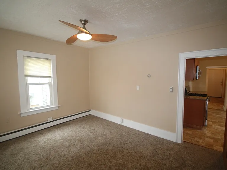 33 Harvard St #1 — Photo 3
