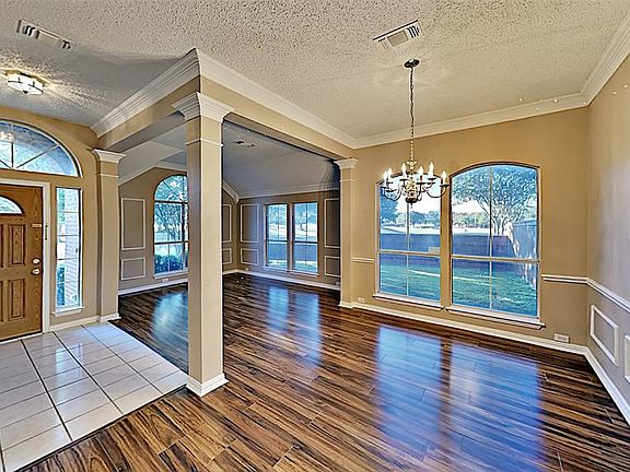 2nd image of 3601 Stone Creek Ln