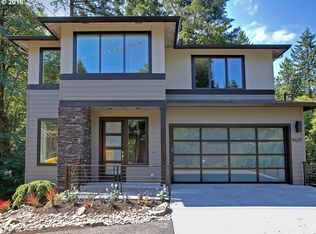 9629 SW 18th Pl, Portland, OR 97219