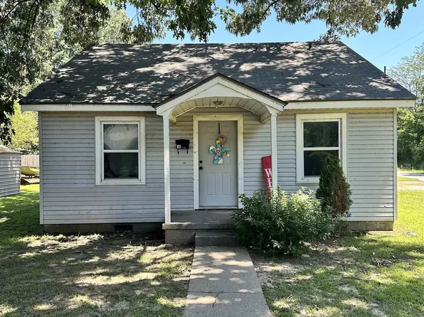 811 SW 5th St, Walnut Ridge, AR 72476