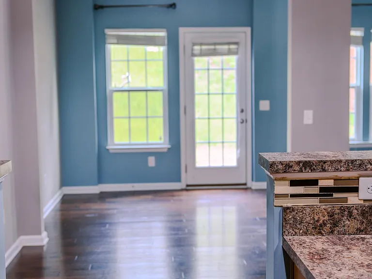 441 Woodbark Ct — Photo 10