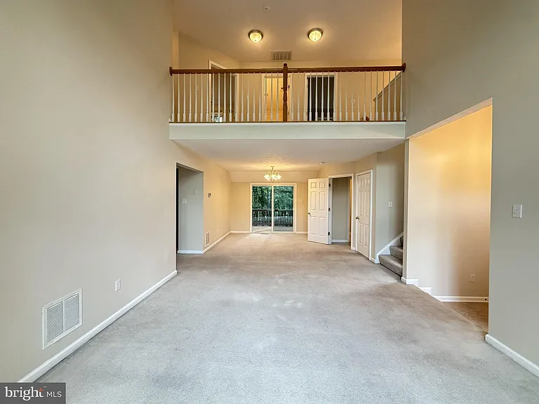 1234 Lakeview Dr — Photo 6