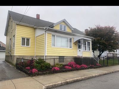 198 John St, Fall River, MA, 02721