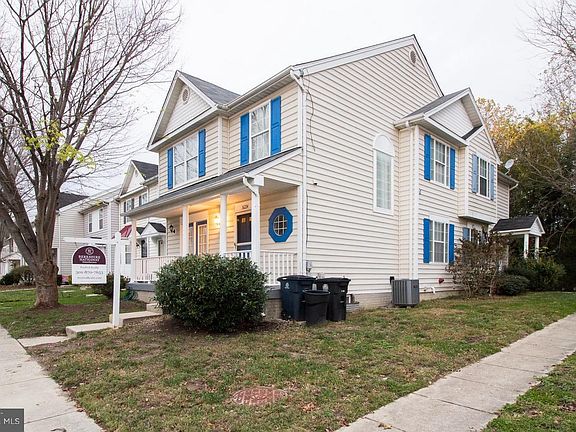 2nd image of 16224 Brook Trail Ct